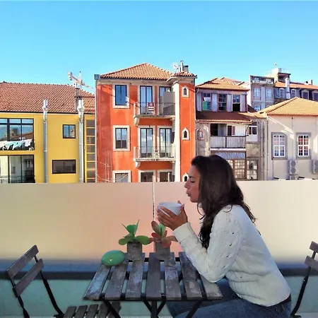Sunny Terrace Almada Apartamento *